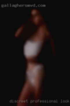 Discreet professional Greenville, NC looking for fun.