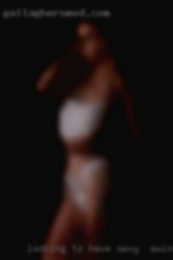 Looking to have sexy for swinger parties  fun with singles.